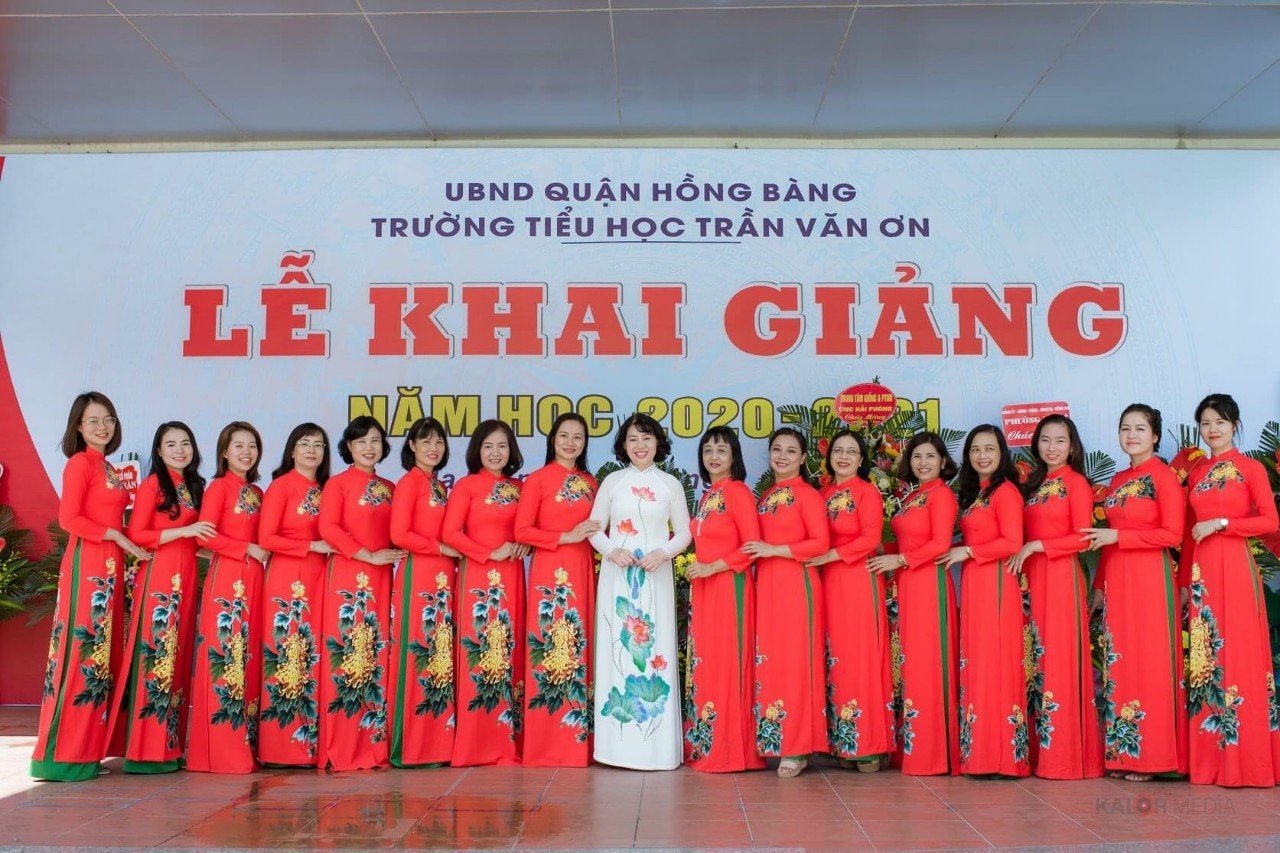 Vải áo dài đồng phục